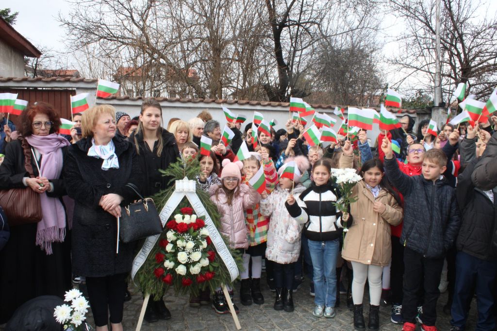 ПОКЛОН, АПОСТОЛЕ НАРОДЕН, ПРЕД ПОДВИГА ТИ ЧИСТ И СВЯТ! - НУ Станислав Доспевски - Самоков