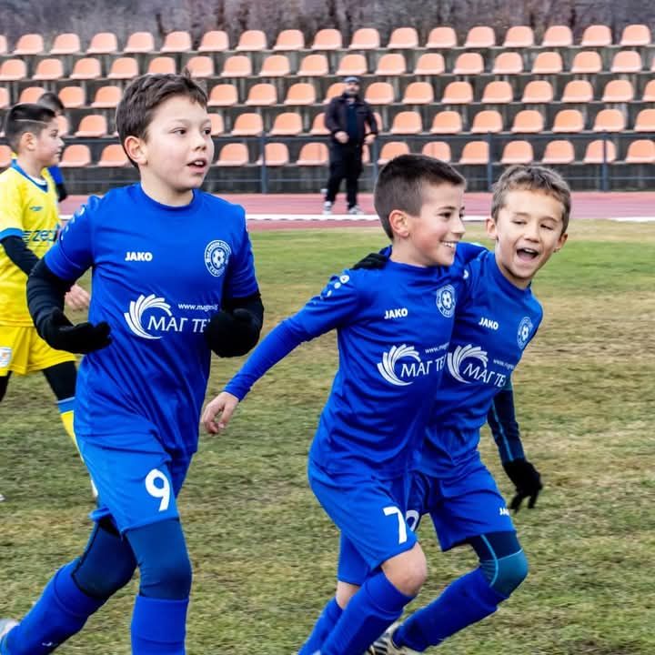 Заслужени награди 8