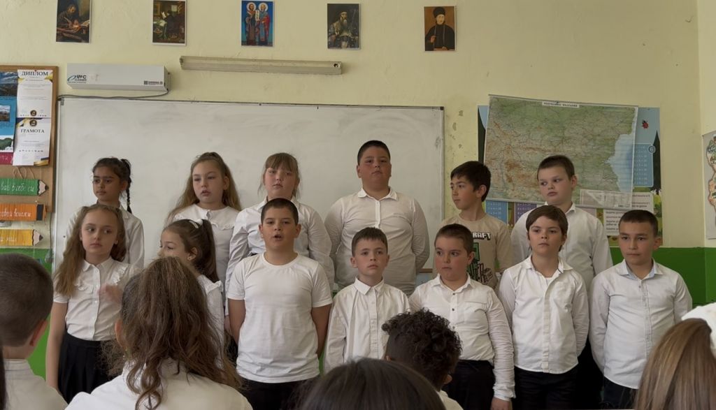 Урок по родолюбие на тема: "Пътят към свободата - 150 години величие" 8