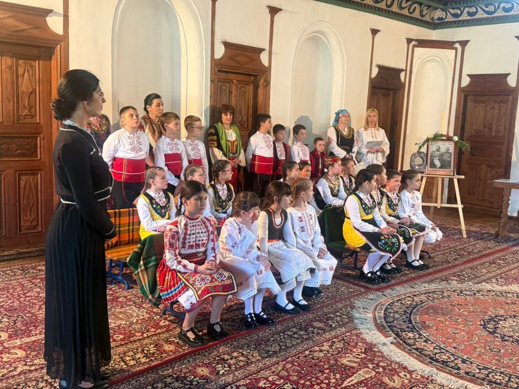 Възрожденски дух в Сарафската къща 8