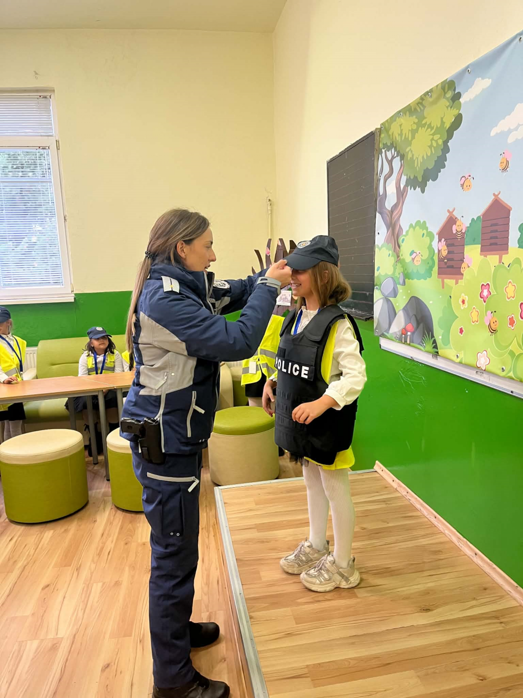 Първа инициатива по проекта "Детско полицейско управление" в НУ "Станислав Доспевски". Урок по безопасност, отговорност и доверие 7