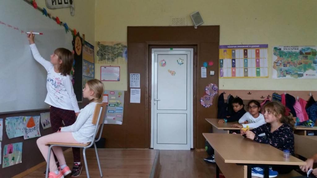 Добротата съществува и сред нас, учениците от 2 "а" клас - НУ Станислав Доспевски - Самоков